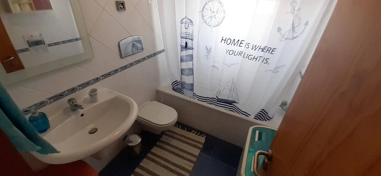 Holiday House Tocha Пальейруш-да-Тока Экстерьер фото