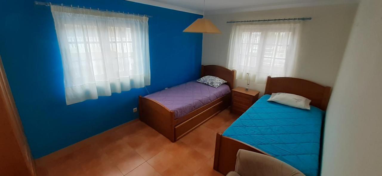 Holiday House Tocha Пальейруш-да-Тока Экстерьер фото